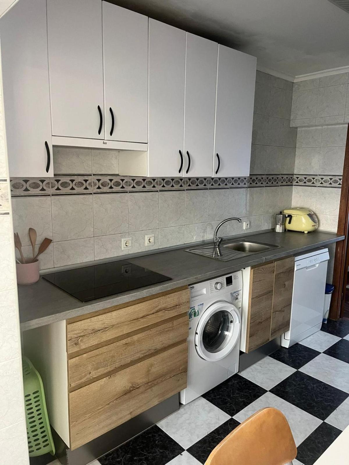 Appartement Avec Terrasse Santoña Eksteriør billede