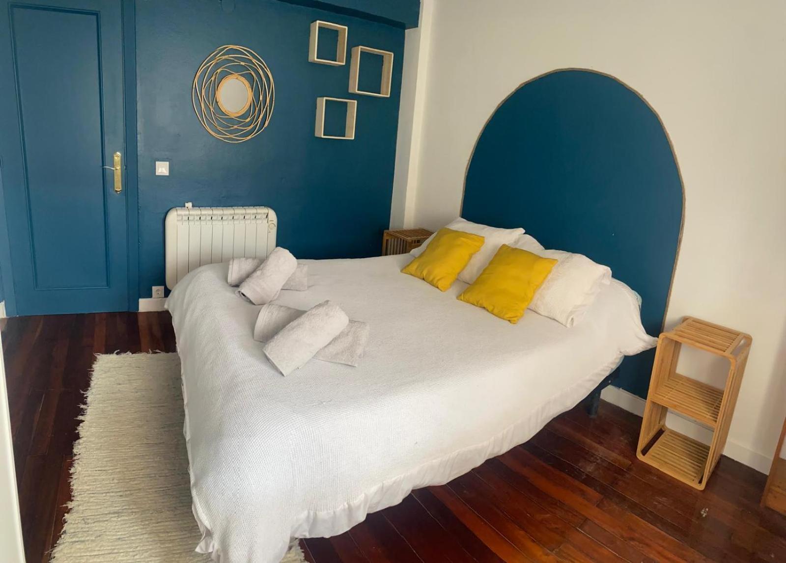 Appartement Avec Terrasse Santoña Eksteriør billede
